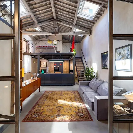 Apartment The Urban Loft By Mmega Florence
