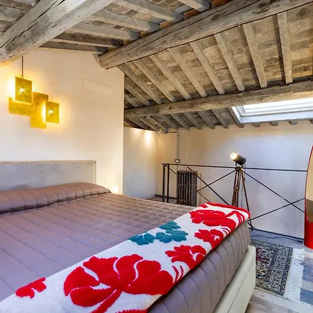 Apartment The Urban Loft By Mmega *