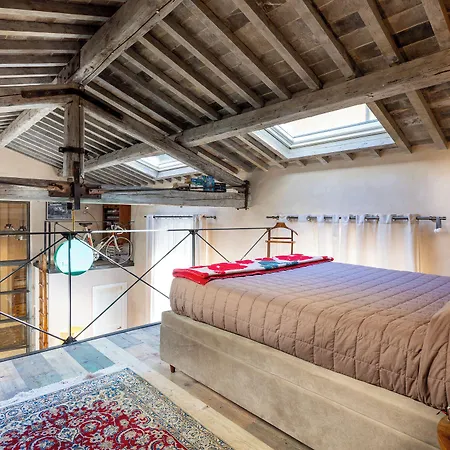 דירה The Urban Loft By Mmega