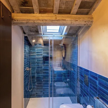 דירה The Urban Loft By Mmega *